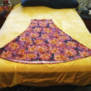 LuLaRoe L Maxi Skirt